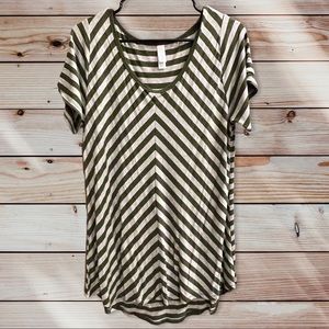 Chevron Lularoe Classic T
